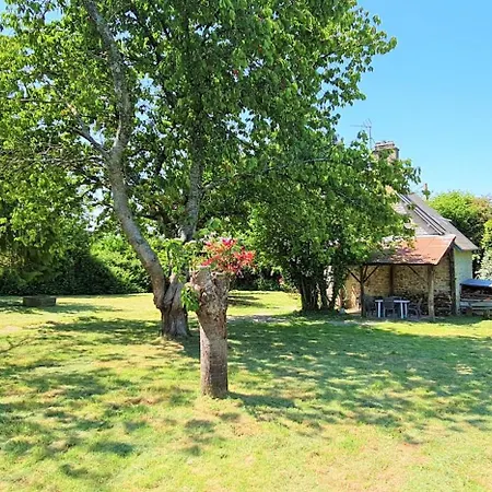 Chalet Remote Normandy Le Mesnil-Gilbert