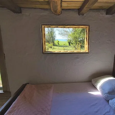 Remote Normandy Chalet Le Mesnil-Gilbert